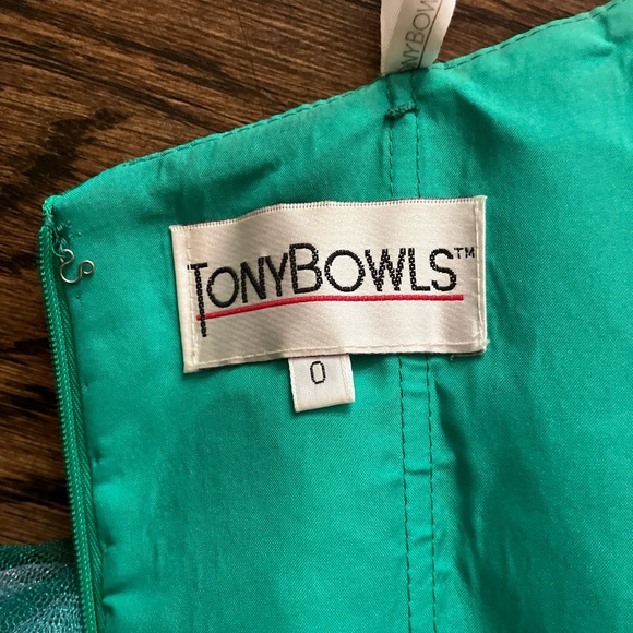 Tony Bowls Homecoming TS11385 Turquoise Size 0 Dress W/ Earrings Strapless - Picture 10 of 11